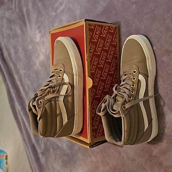 Hightop Vans - Picture 3 of 7